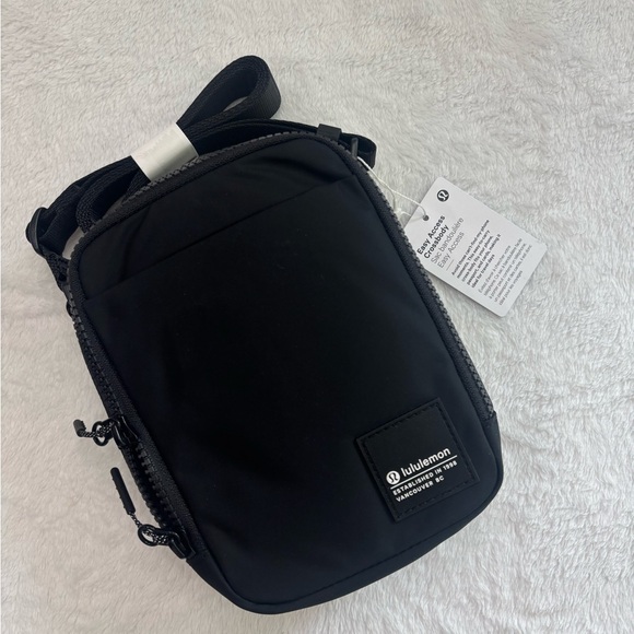 Lululemon Easy Access Crossbody Bag 1.5L NWT - Picture 2 of 5